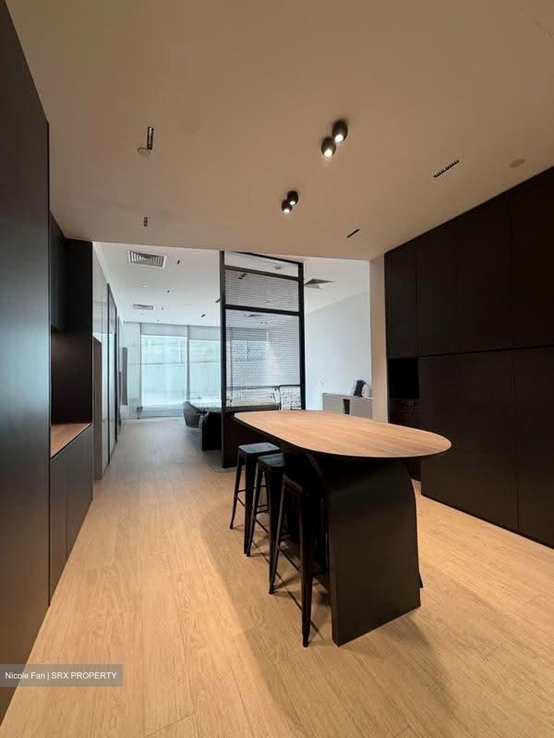 The Central (D1), Office #628748991